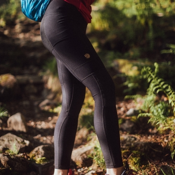 SOLD. FJALLRAVEN ABISKO TREKKING TIGHT 🦊 - Picture 3 of 7